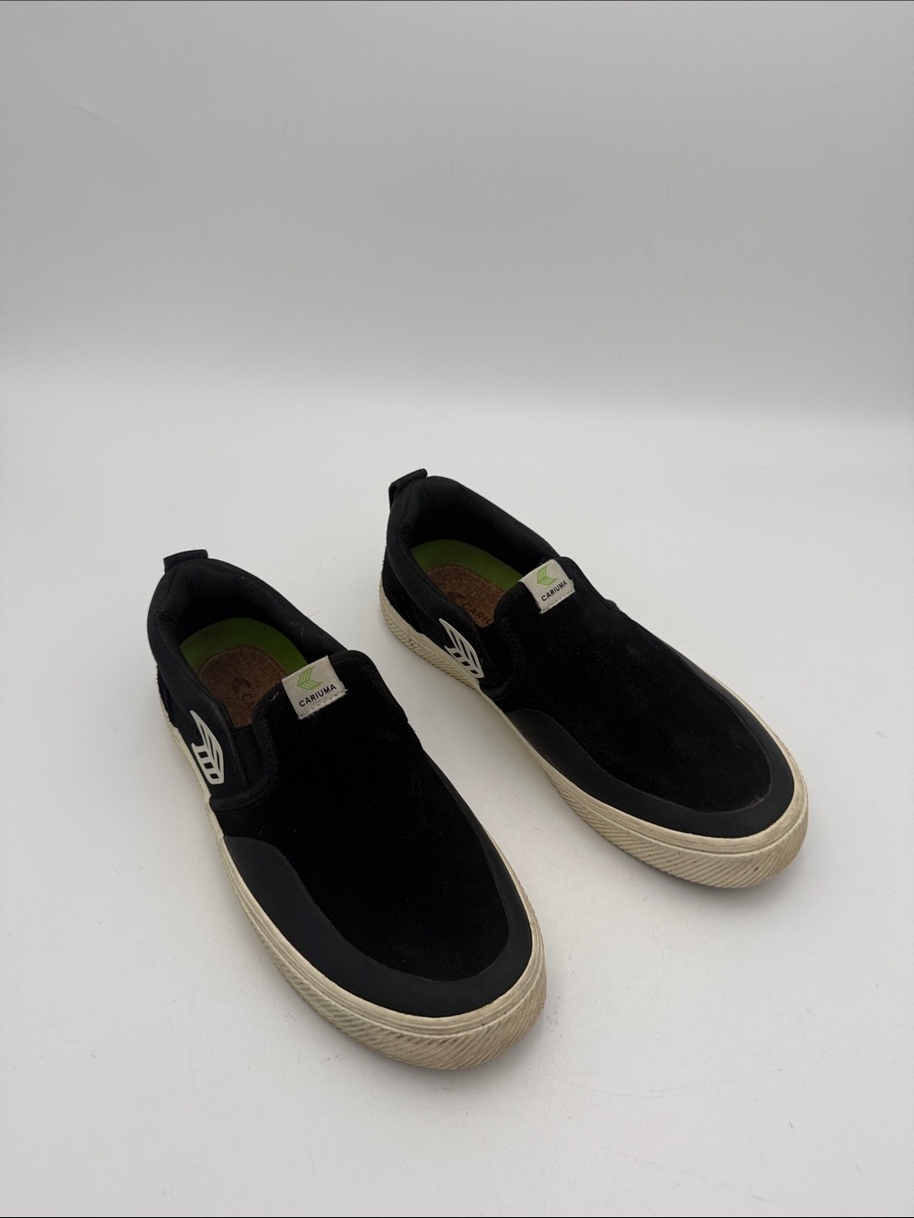 Cariuma Casual Slip-On women 9 Shoes in Black Comfort Everyday casual beach